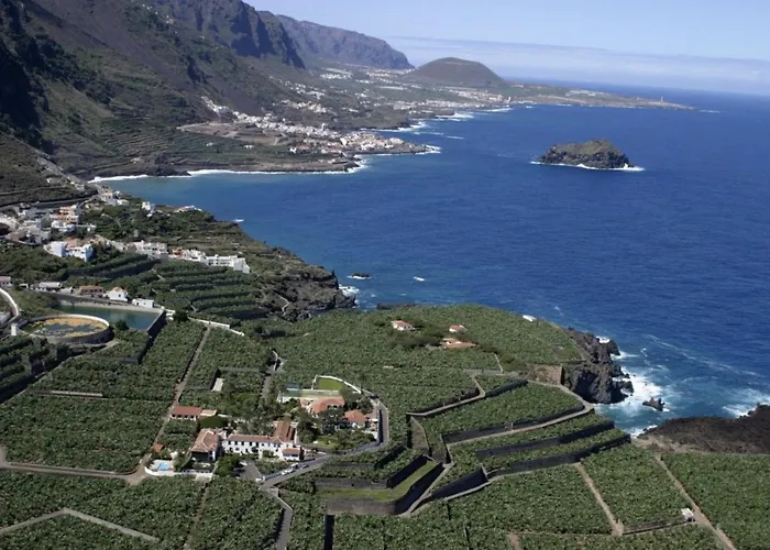 Sabinas Playa - El Guincho, * Garachico (Tenerife)