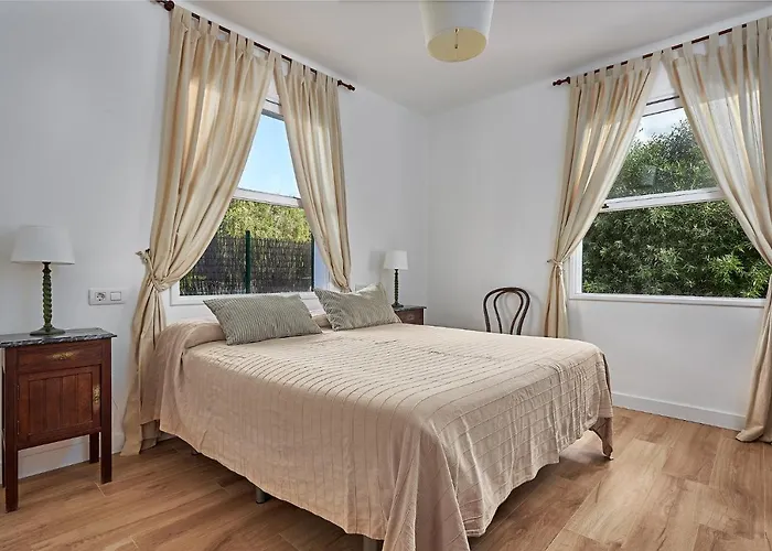 Sabinas Playa - El Guincho, * Garachico (Tenerife)