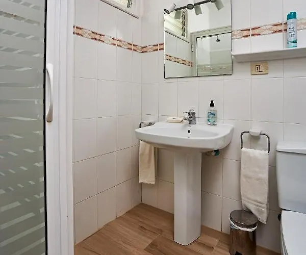 Sabinas Playa - El Guincho, *