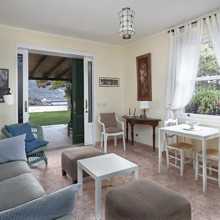 Sabinas Playa - El Guincho, Ferienhaus